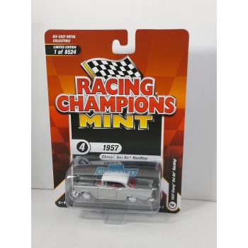 Racing Champions 1:64 Chevrolet Bel Air Hardtop 1957 Inca Silver